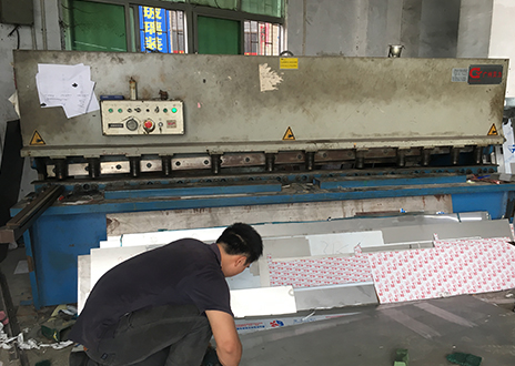 數(shù)控剪板機